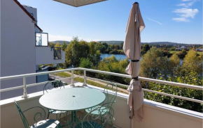 Awesome Apartment In Triel-Sur-Seine With Kitchen